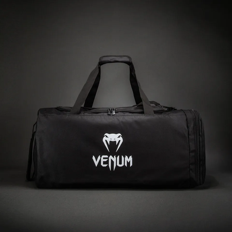 venum-essential-sporttasche-61l-schwarz image 1