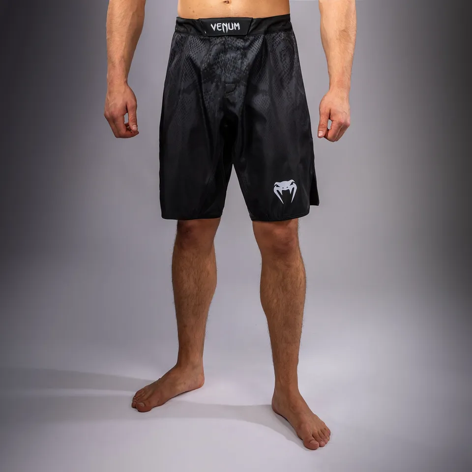 venum-black-viper-fightshort-schwarz-herren image 1