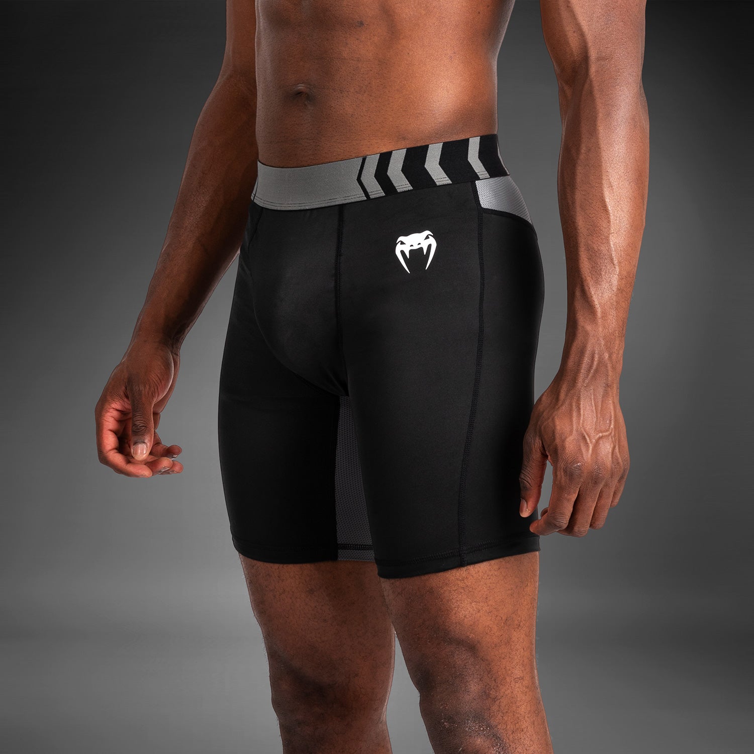 venum-tempest-vale-tudo-shorts-herren-schwarz-grau image 5