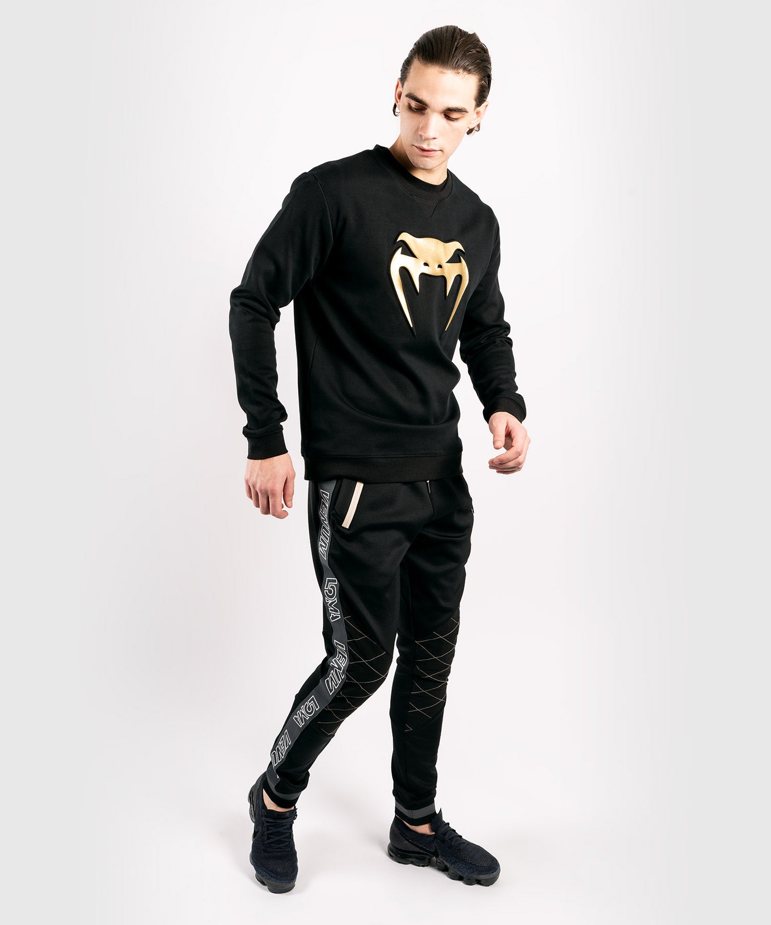 venum-classic-kapuzenpulli-schwarz-gold image 6