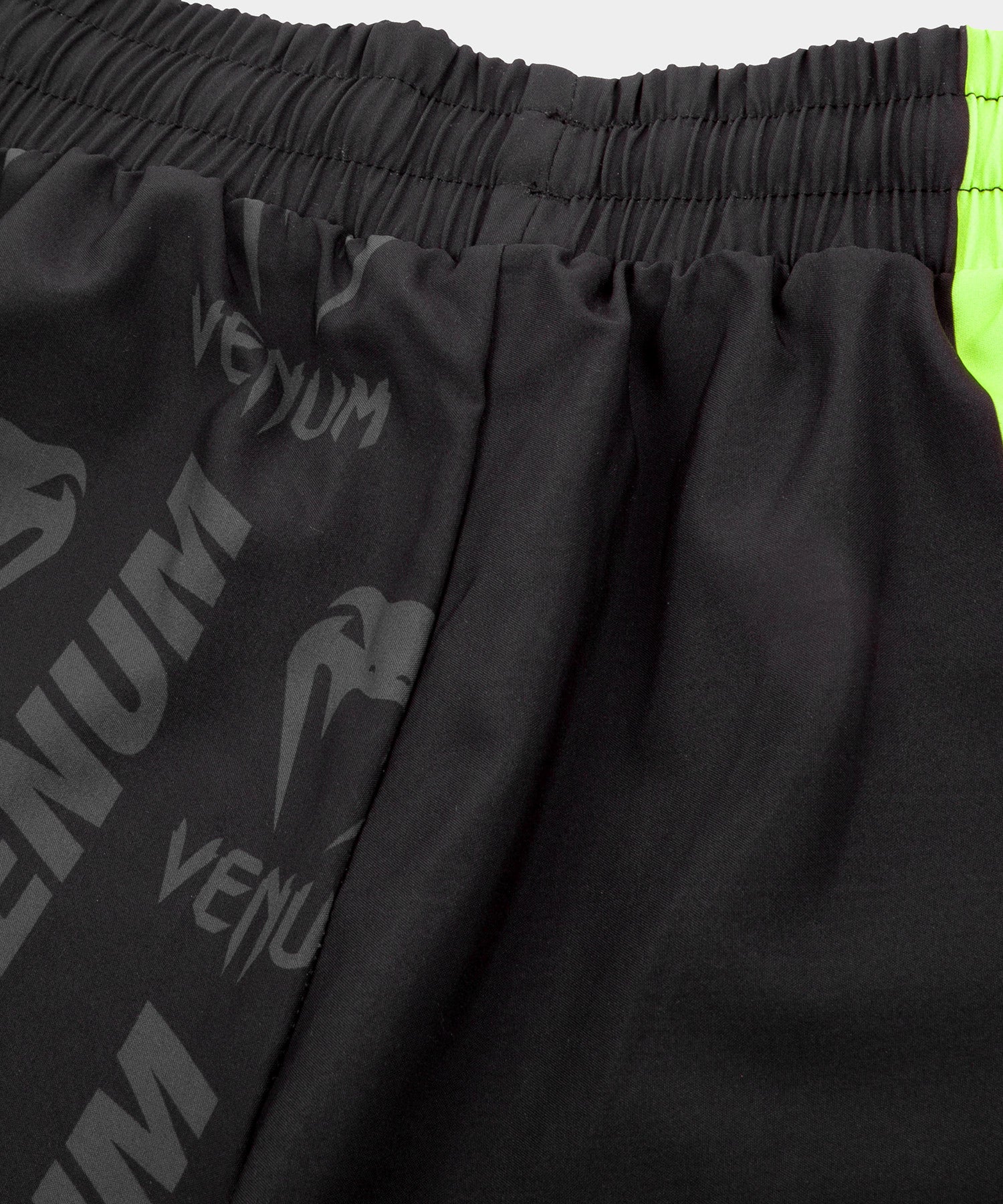venum-logos-fitness-shorts-schwarz-neongelb-herren image 7