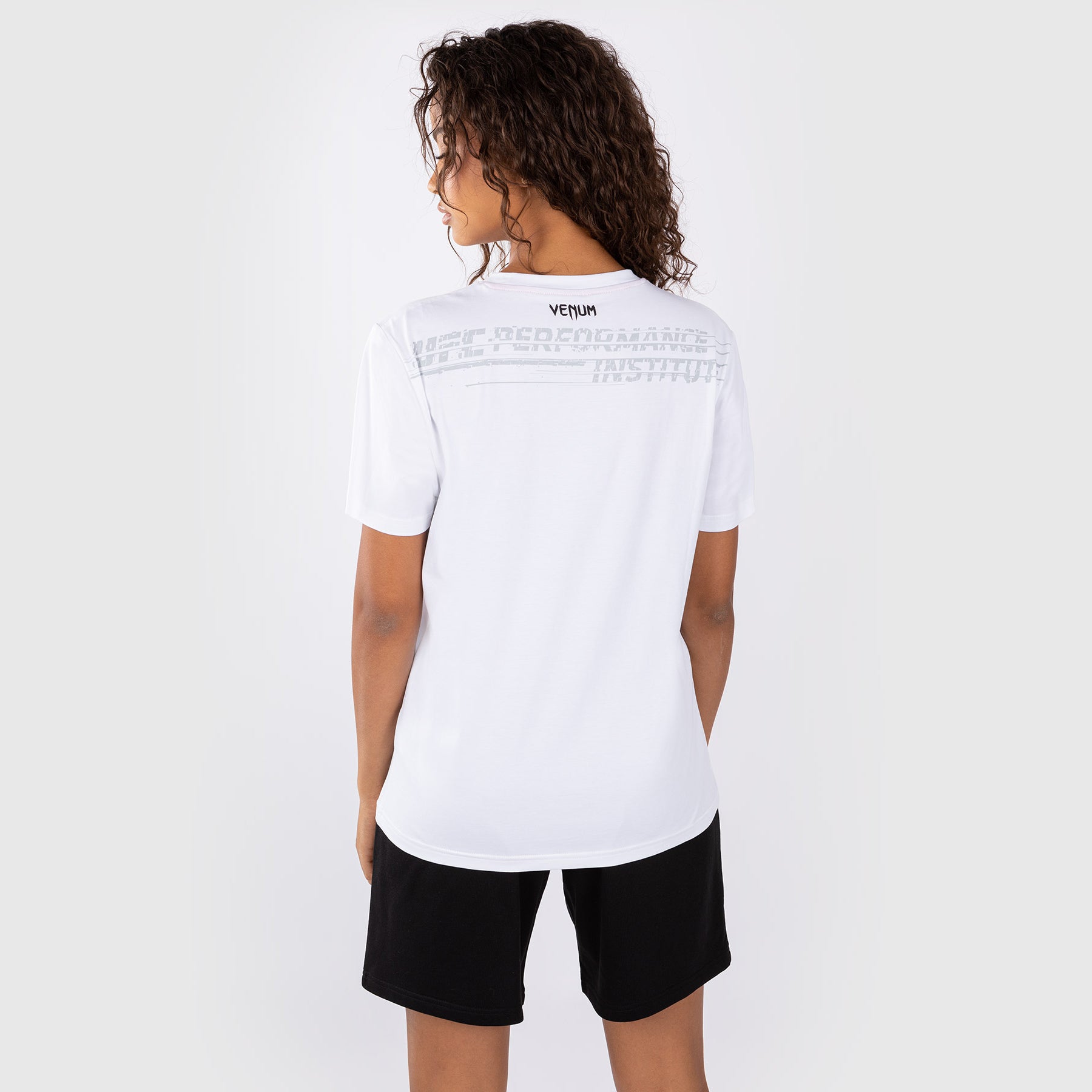 venum-ufc-performance-institute-2-0-t-shirt-frauen-wei image 2