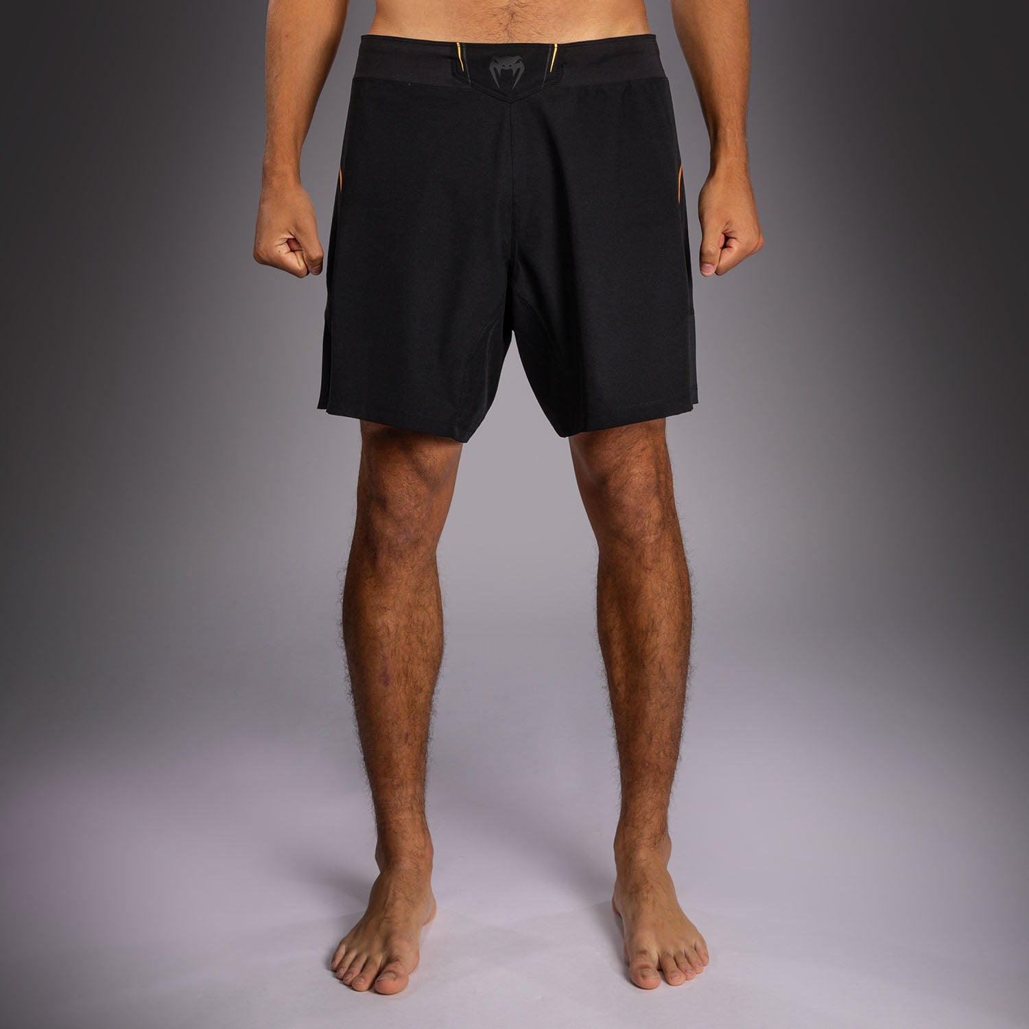 venum-g-core-fightshorts-schwarz-gold image 1