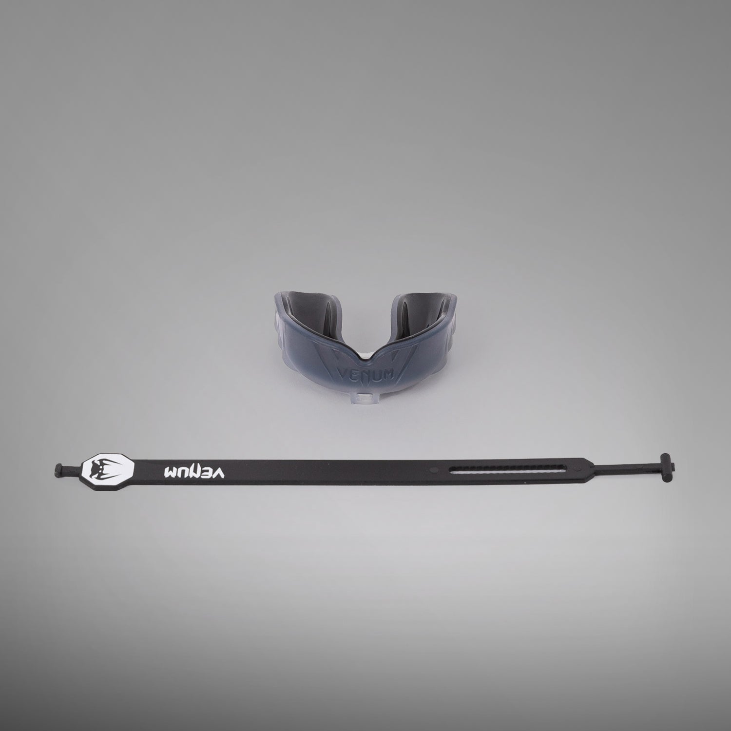 venum-challenger-mundschutz-schwarz-transparent image 2