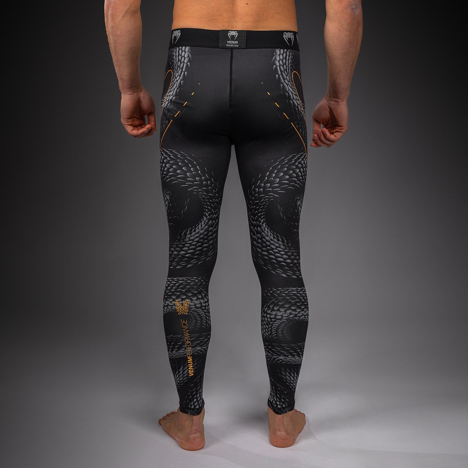 venum-matupa-spats-schwarz-grau-gold-herren image 4