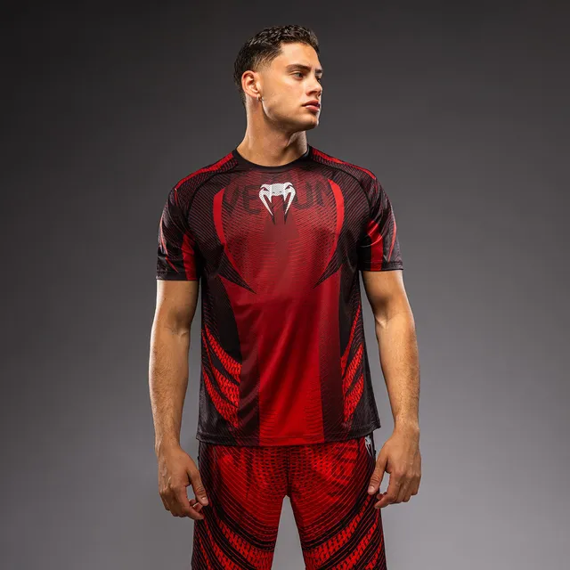 venum-galactic-3-0-dry-tech-t-shirt-herren-rot-silber image 1