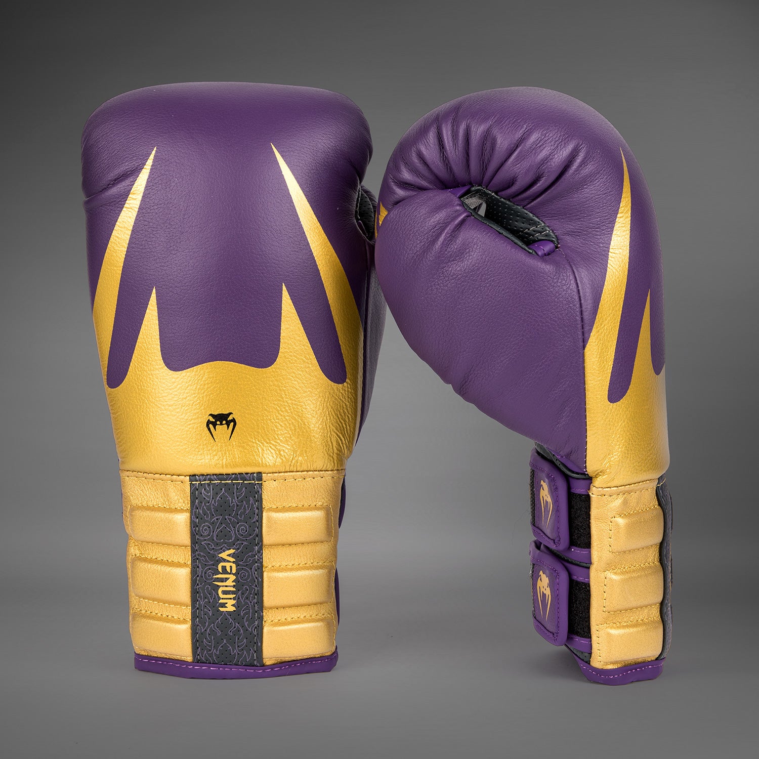 venum-reverso-boxhandschuhe-dunkellila-gold-leder image 2