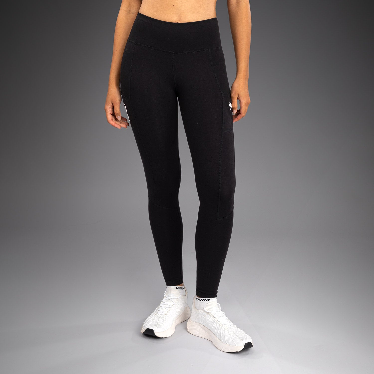 venum-essential-performance-leggings-damen-schwarz image 1