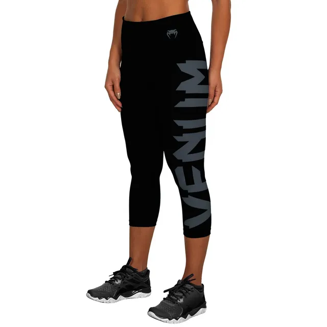 venum-giant-kurze-leggings-crops-damen-schwarz-grau image 1