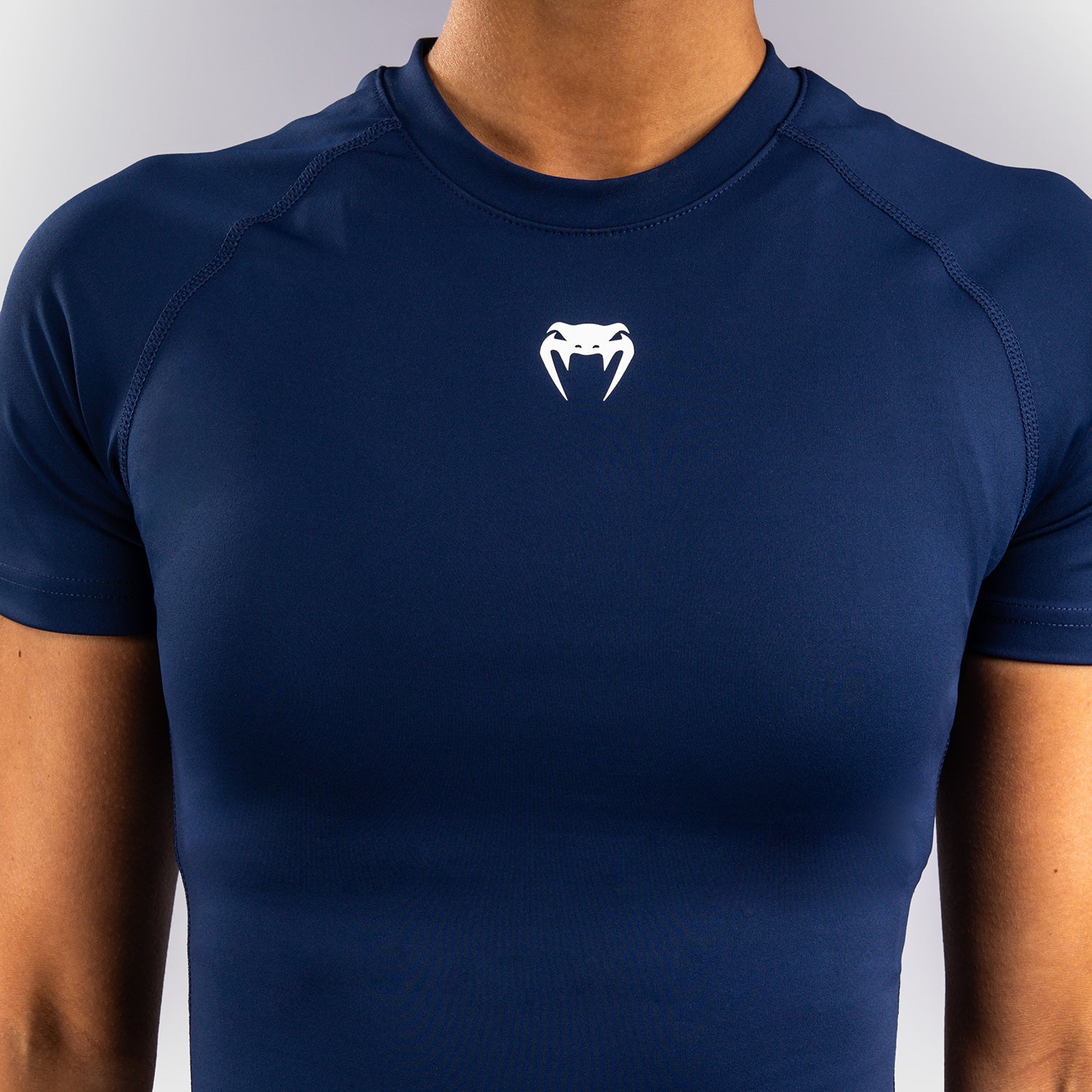 venum-aero-xt-kurz-rmel-rashguard-damen-indigo-blau image 5