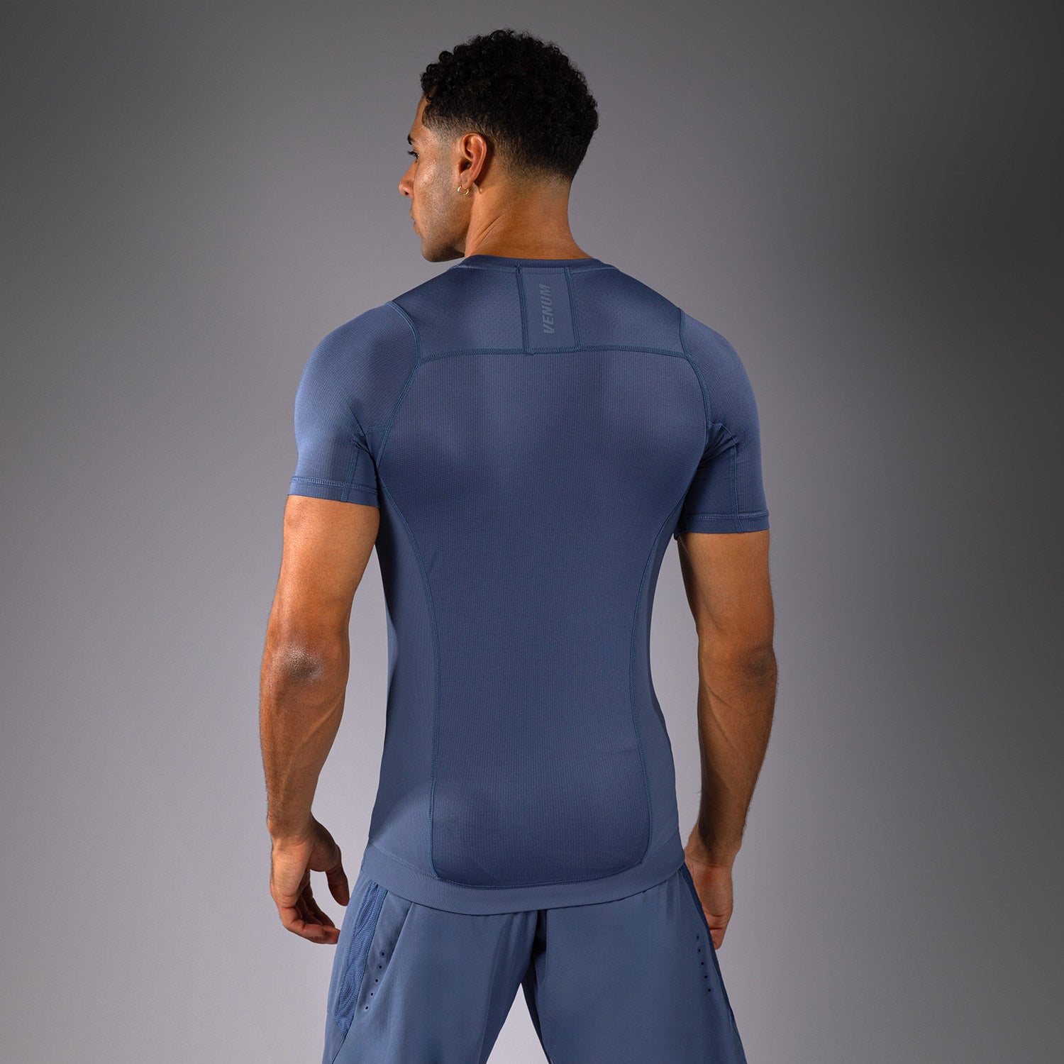 venum-g-fit-air-herren-kurzarm-rashguard-nebelblau image 4