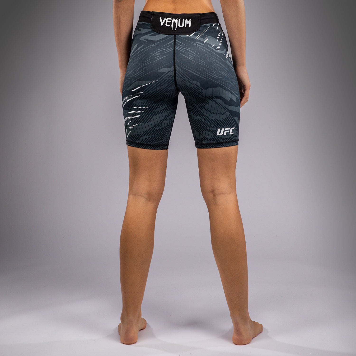 venum-ufc-fusion-authentic-fight-night-damen-vale-tudo-short-long-fit-schwarz image 2