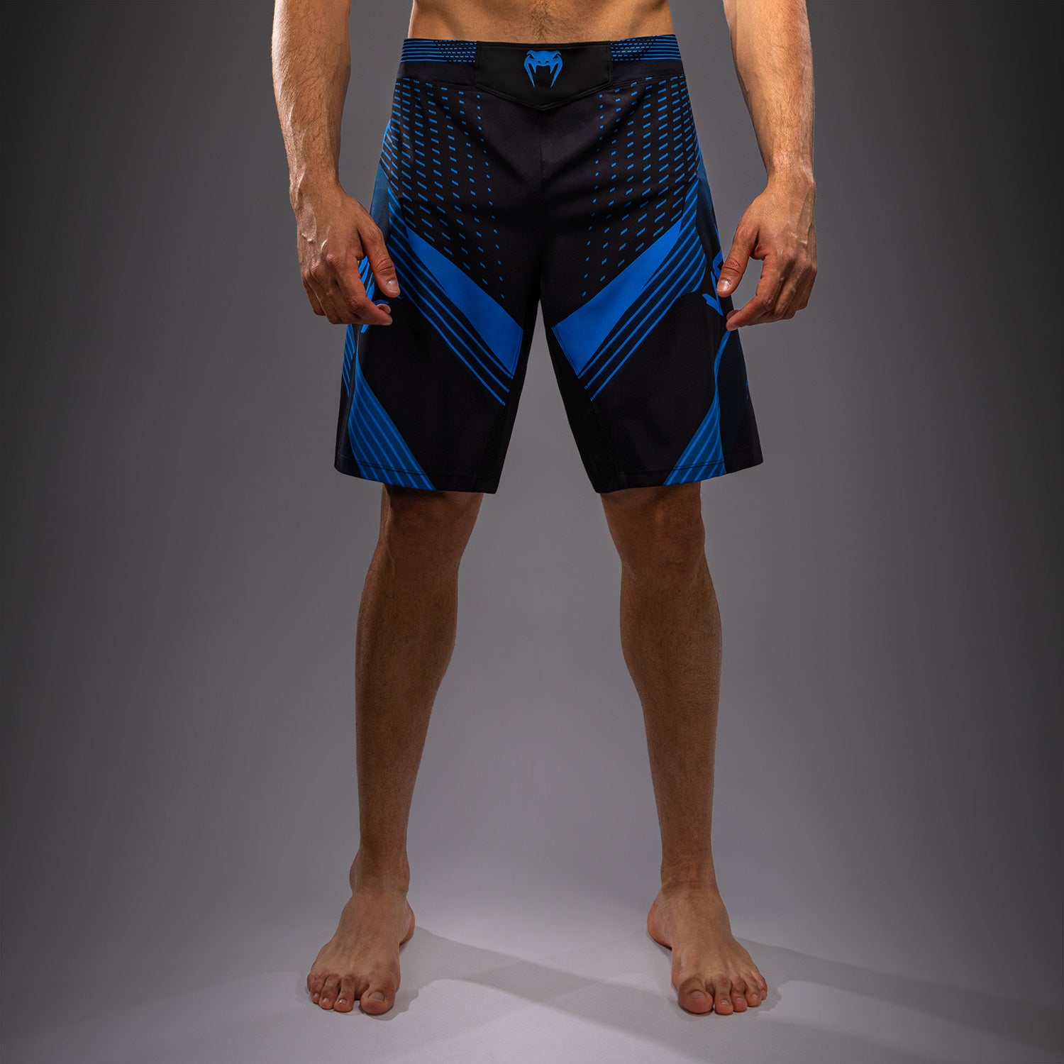 venum-no-gi-6-0-fightshorts-schwarz-blau image 1