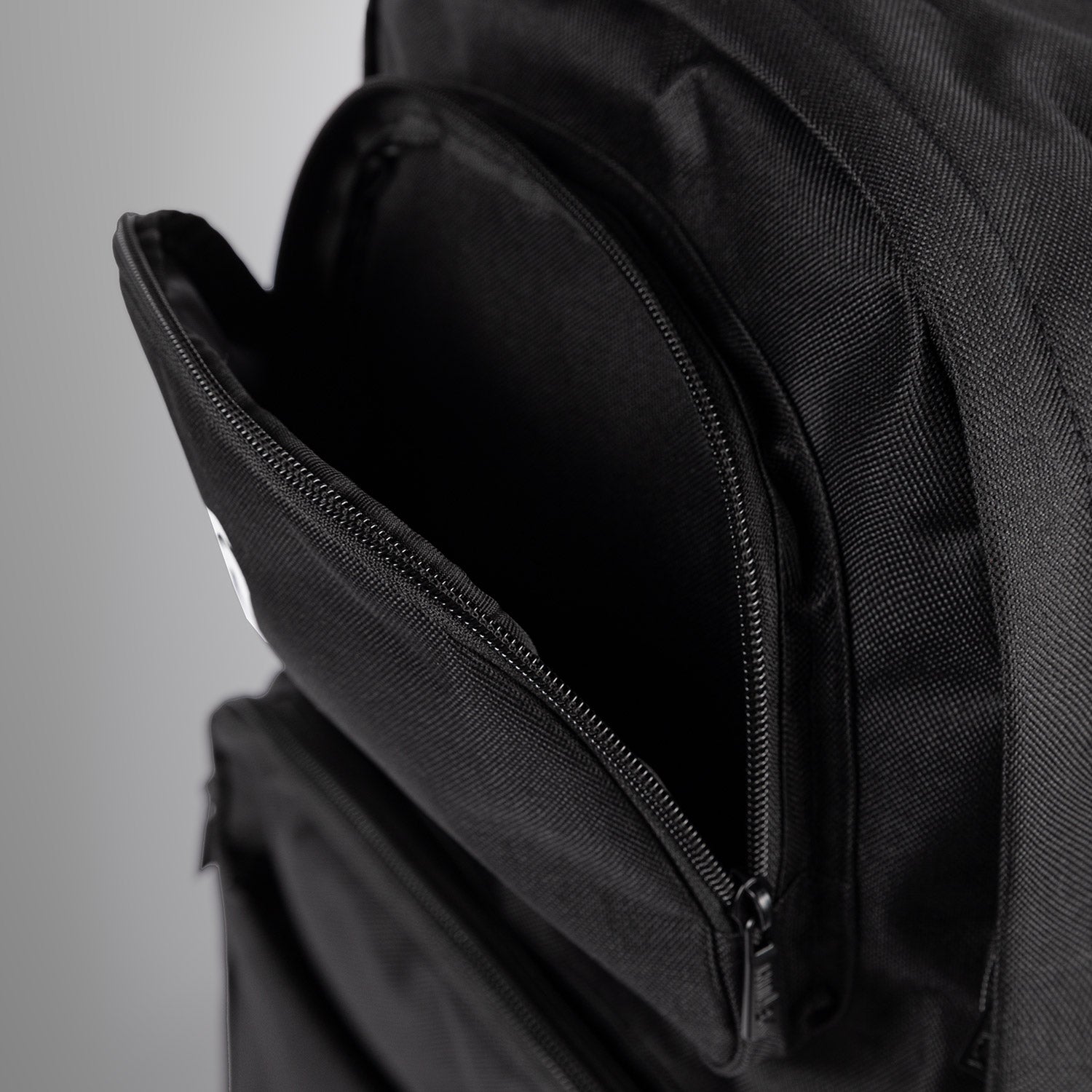 venum-essential-rucksack-20-25l-schwarz image 6