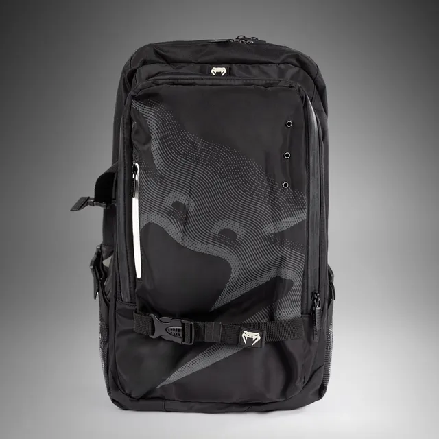 venum-shockwave-rucksack-20-25l-schwarz image 1