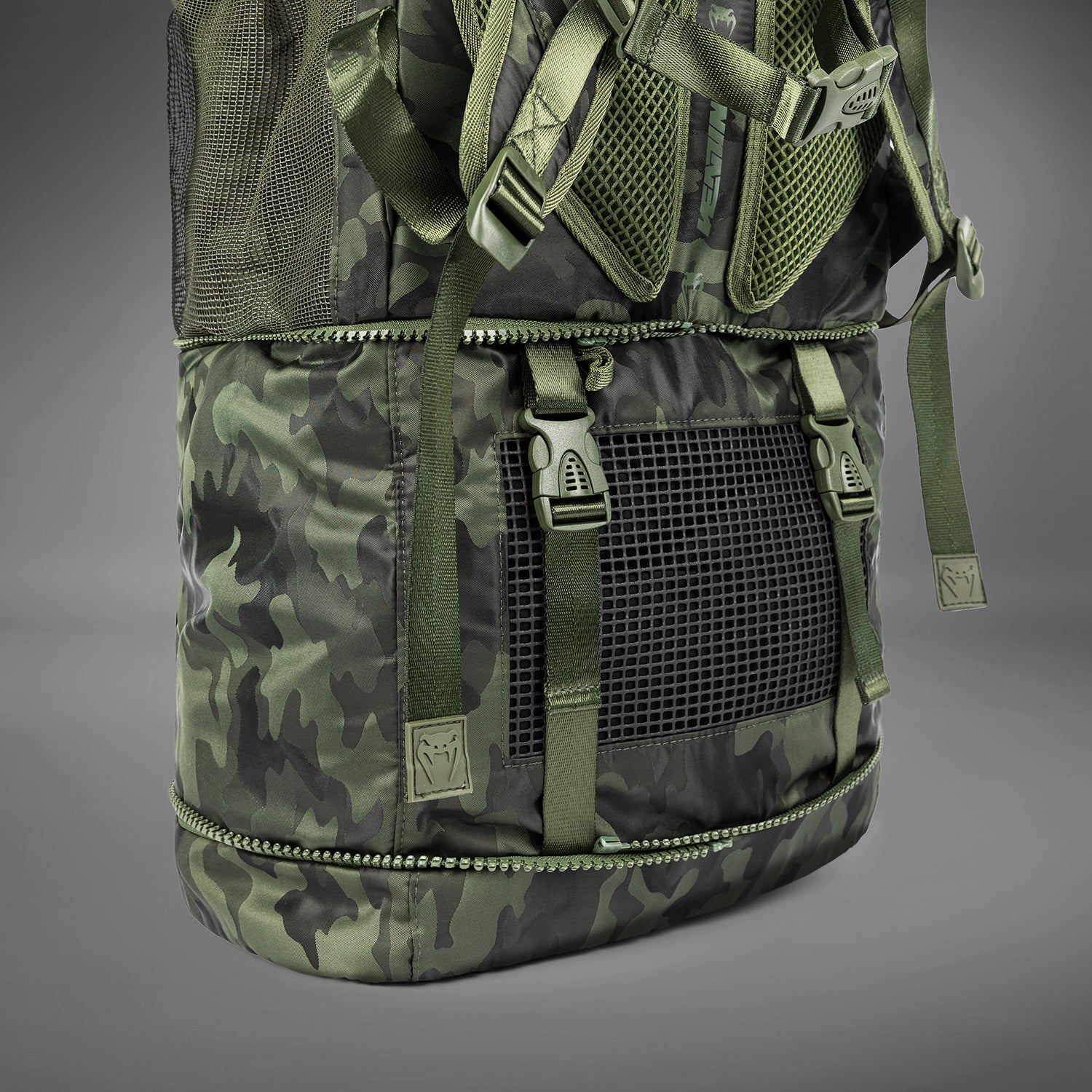 venum-challenger-xtreme-rucksack-50-63l-khaki-camo image 5