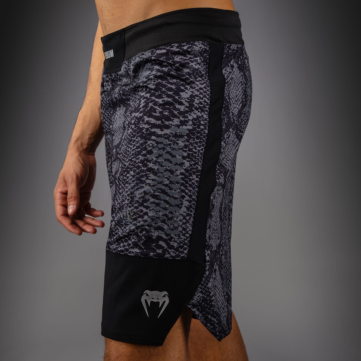 venum-g-fit-scales-herren-fightshorts-schwarz-anthrazitgrau image 2
