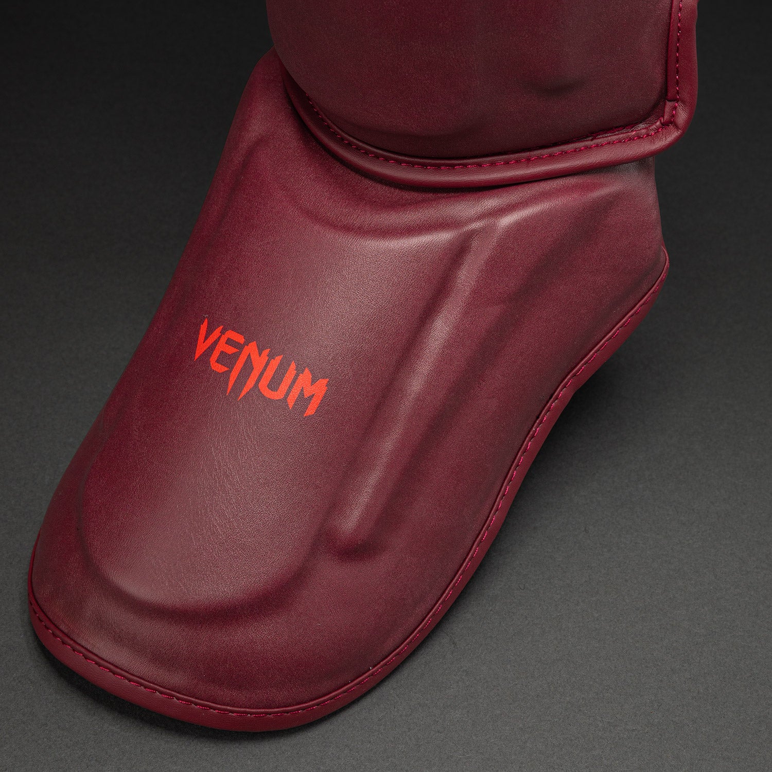 venum-spectre-schienbeinschoner-schwarz-rot image 4