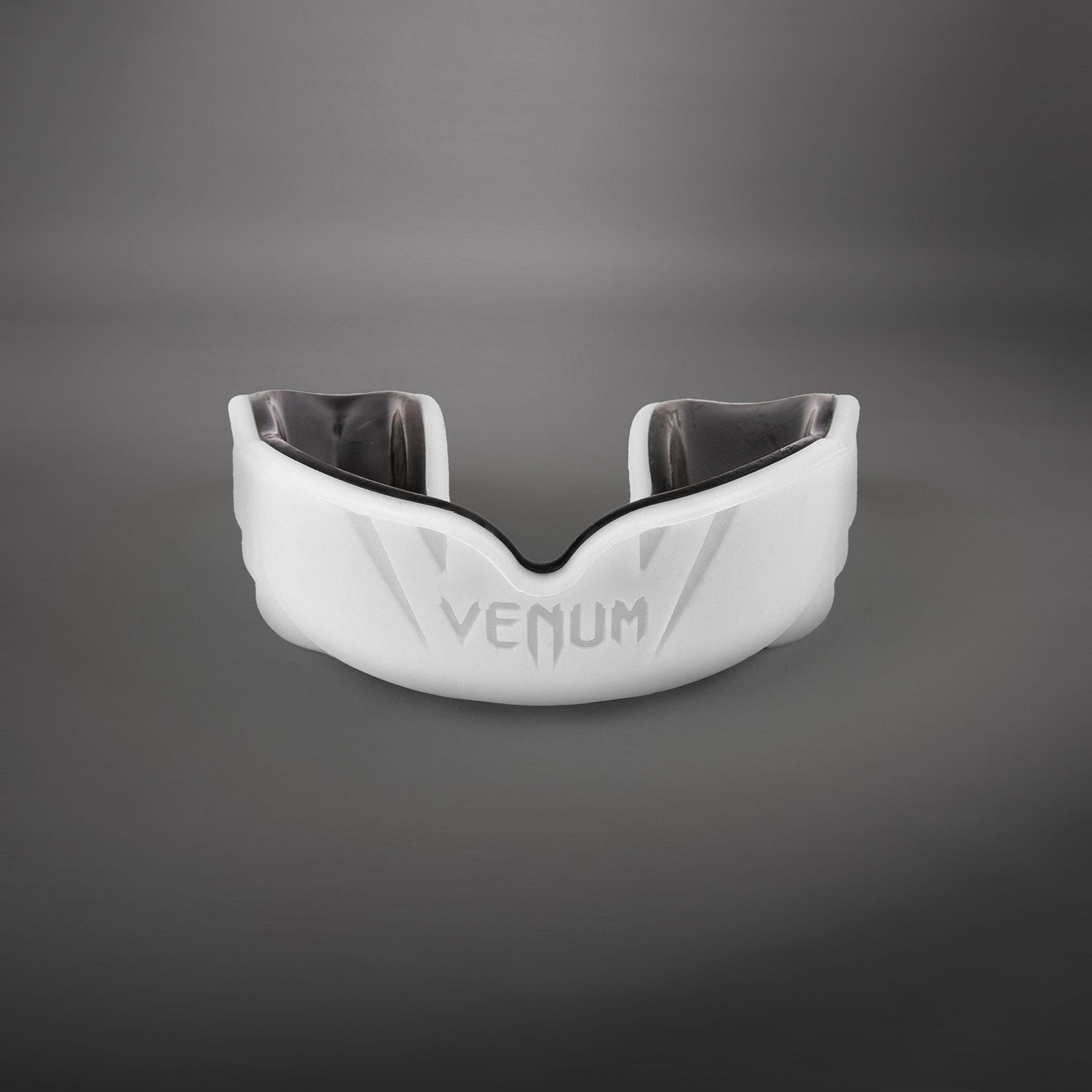 venum-challenger-mundschutz-wei image 1
