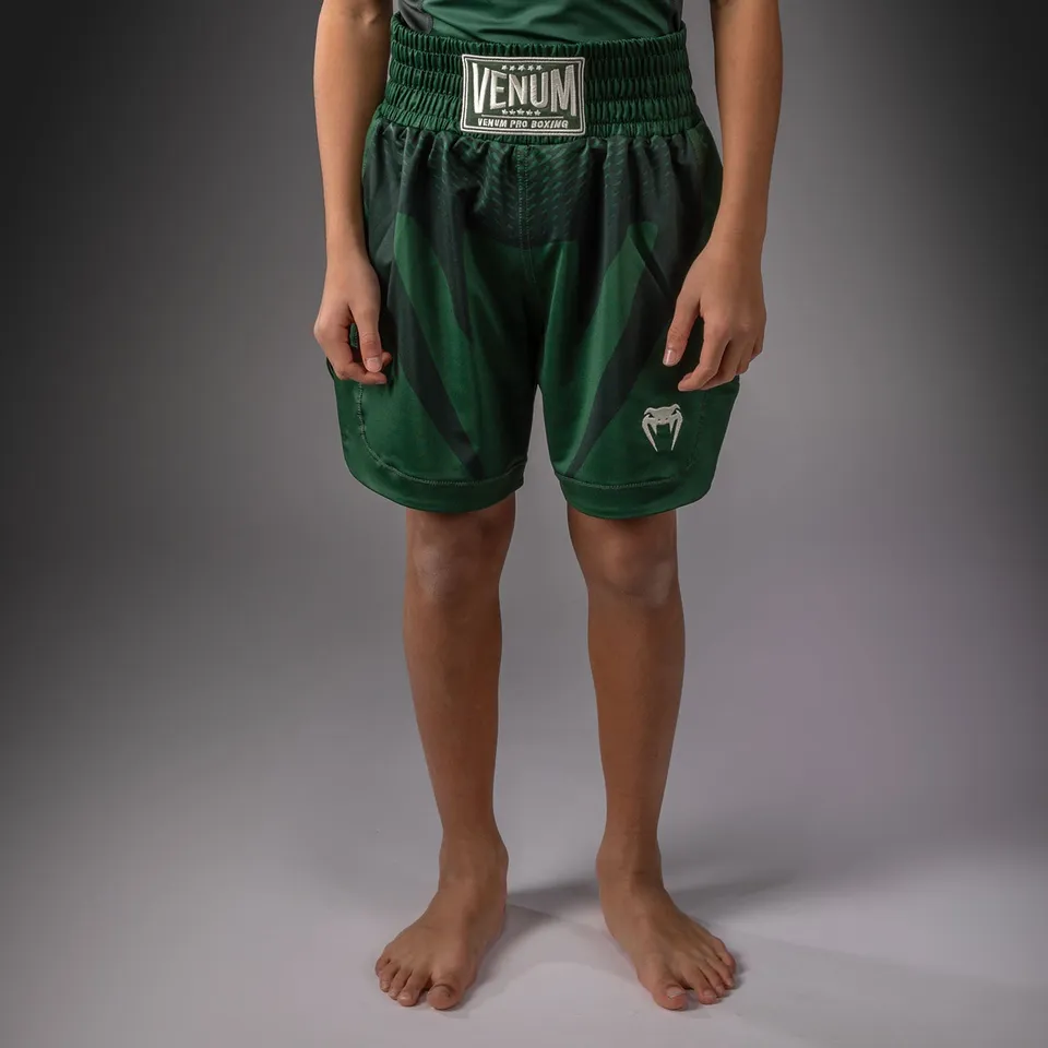venum-attack-kids-boxshorts-waldgr-n-off-white image 1