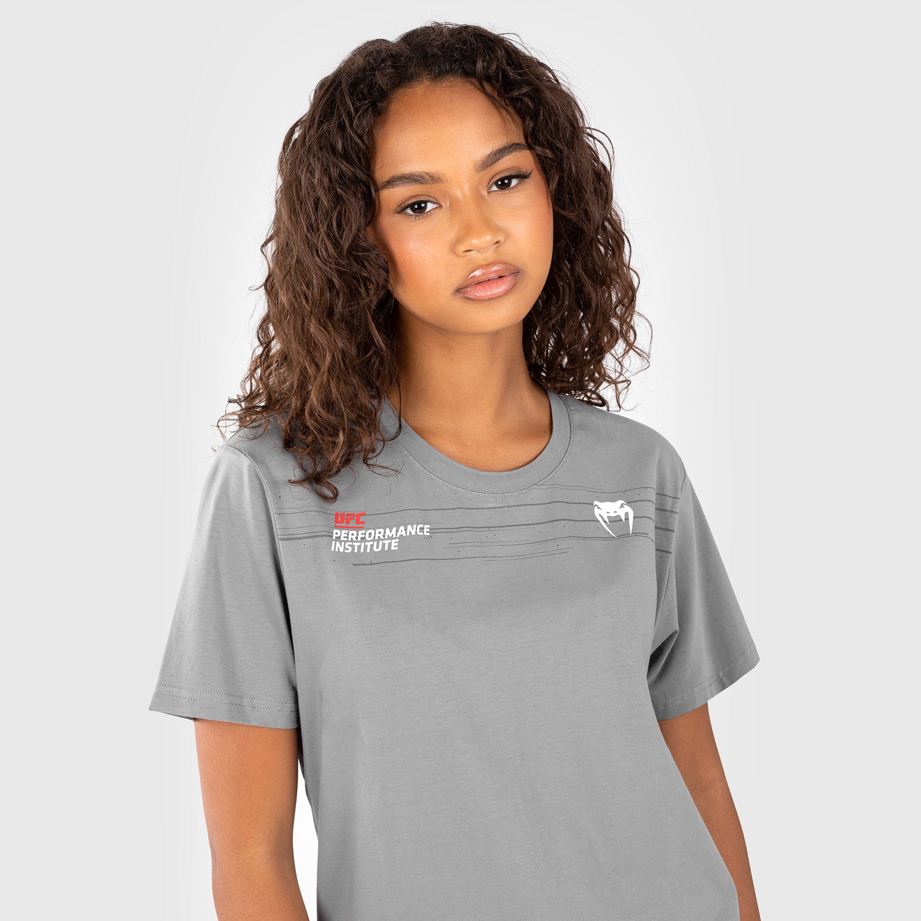 ufc-venum-performance-institute-2-0-damen-t-shirt-grau image 3