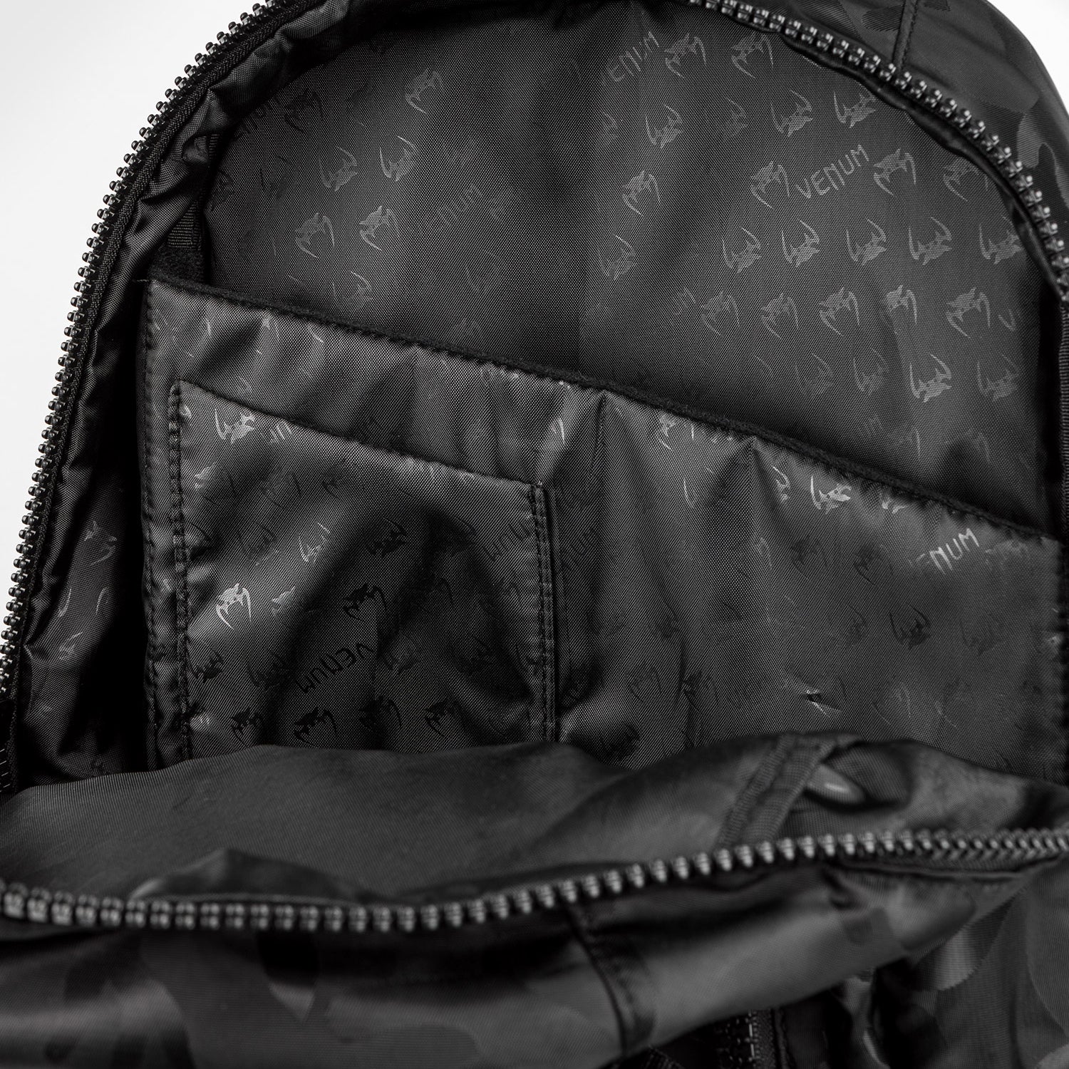 venum-challenger-pro-rucksack-20-25l-schwarz-dunkles-camo image 8