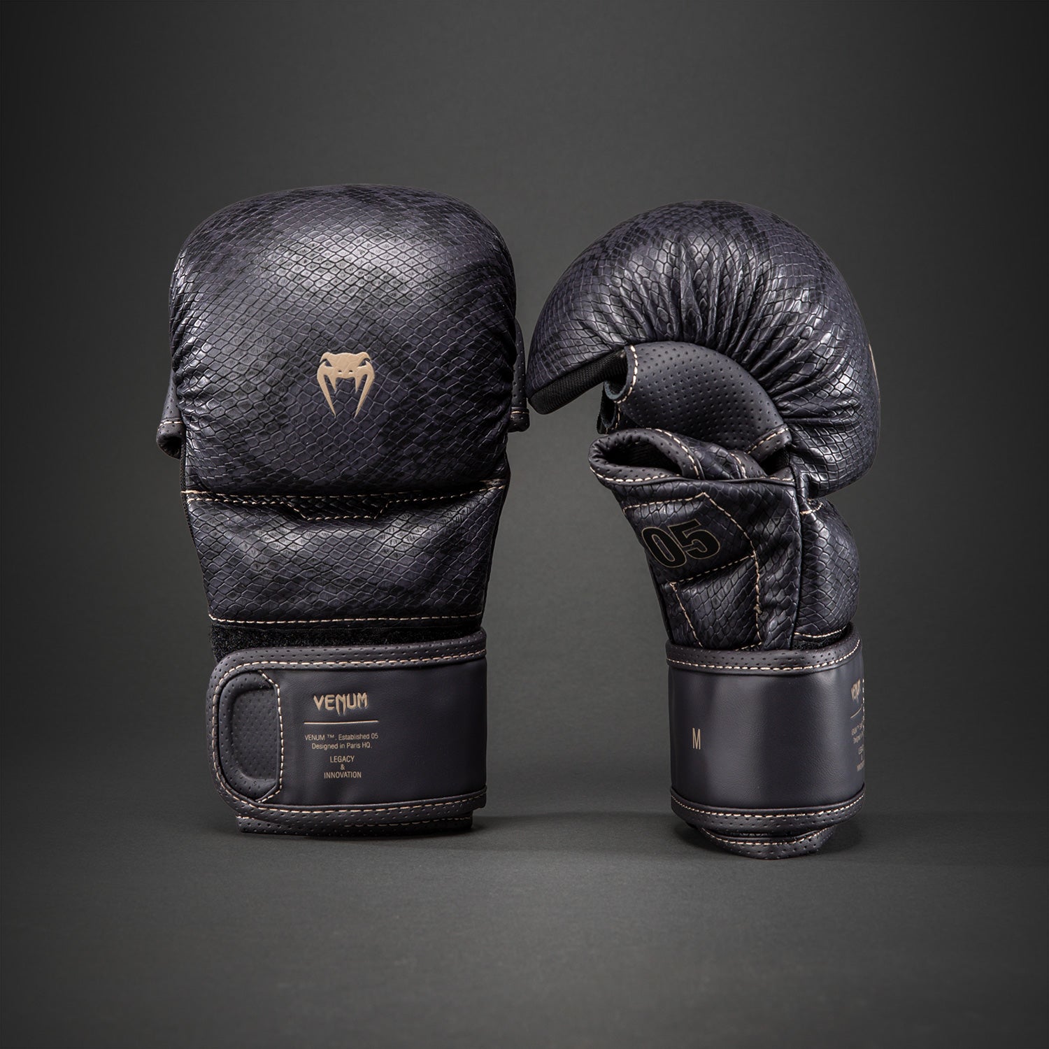 venum-impact-evo-scales-mma-sparringhandschuhe-dunkelviolett image 2