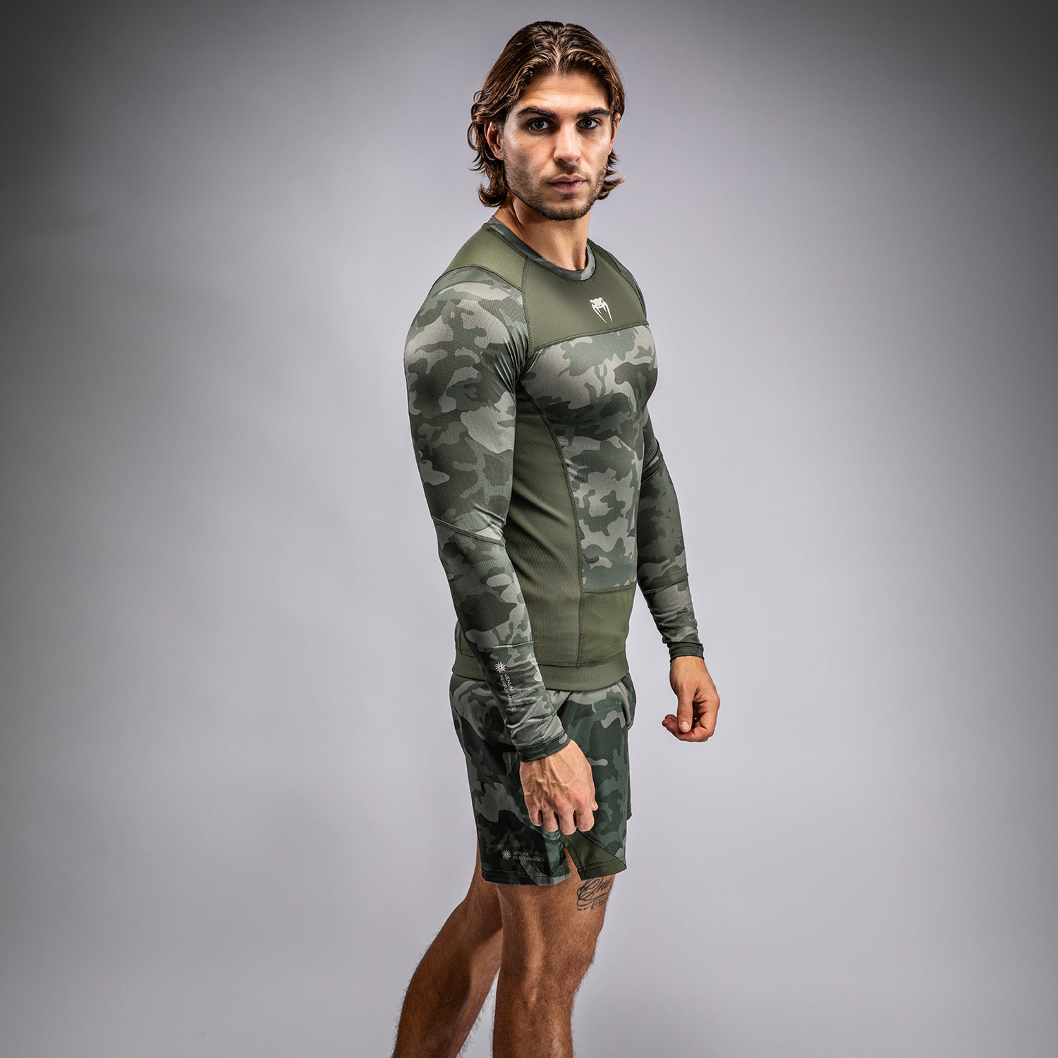 venum-g-fit-air-herren-langarm-rashguard-armee-camouflage image 4