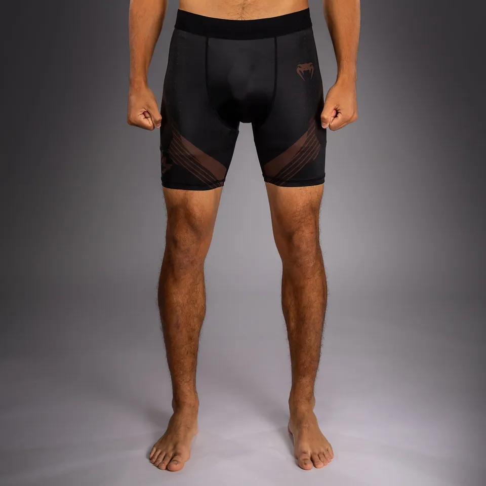venum-no-gi-6-0-kompressionsshort-schwarz-braun image 1
