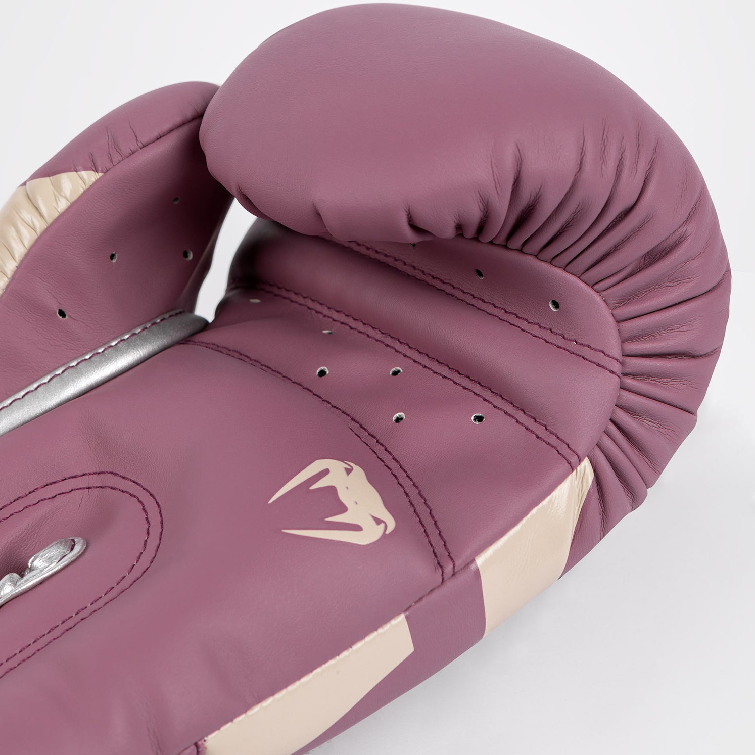 venum-x-kaz-boxhandschuhe-orchidee-silber image 5