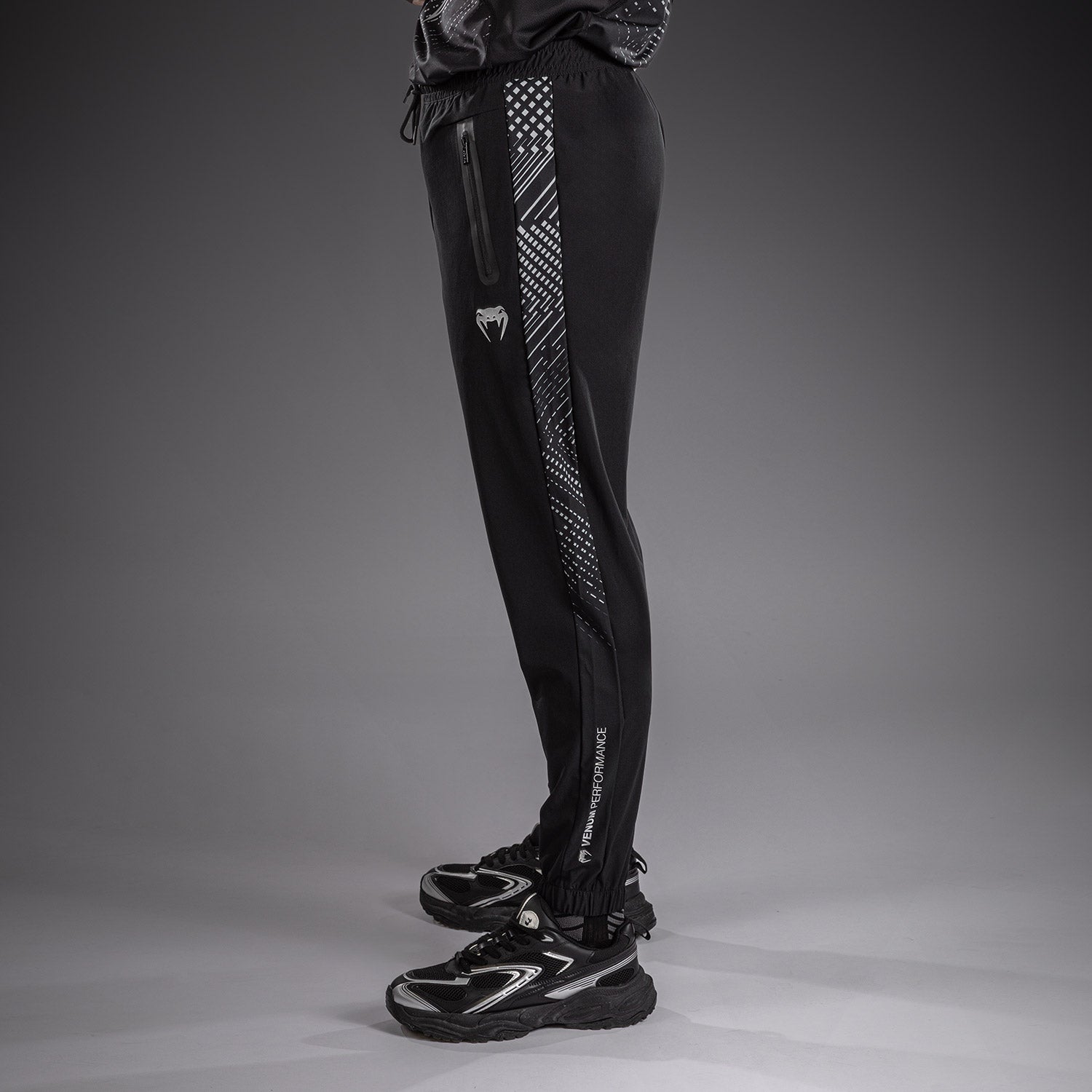 venum-midnight-fury-jogginghose-schwarz-grau-silber-herren image 6