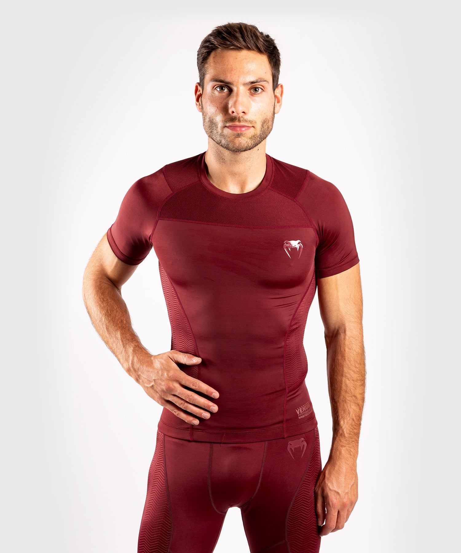 venum-g-fit-rashguard-kurzarm-burgundrot image 1