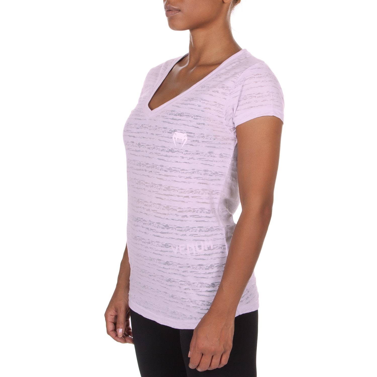 venum-essential-t-shirt-v-ausschnitt-violett image 1