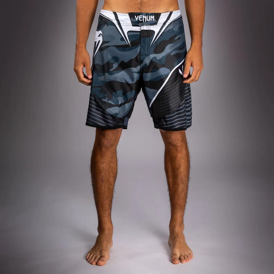 venum-camo-hero-fightshorts-dunkelmarineblau-blau image 1