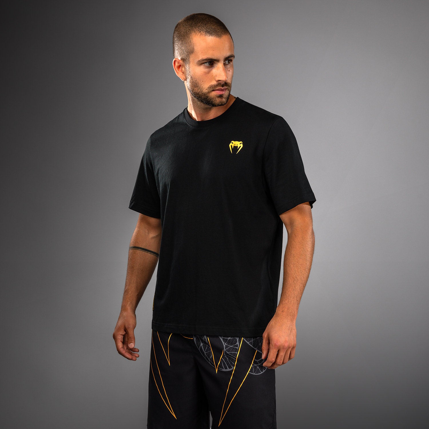 venum-serpenti-t-shirt-schwarz-silber-gold image 2
