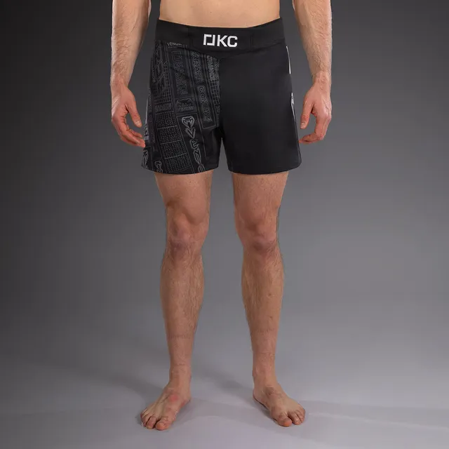 karate-combat-by-venum-fightshorts-schwarz-grau image 1