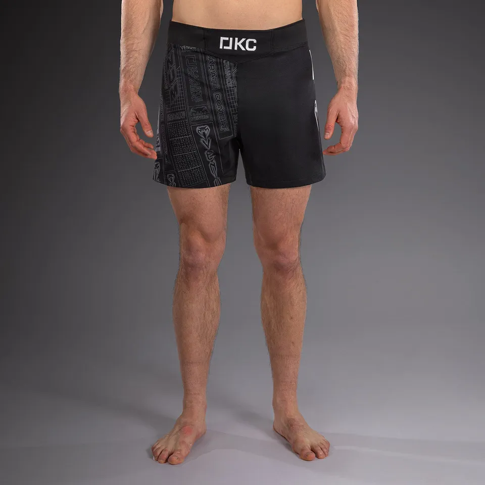 karate-combat-by-venum-fightshorts-schwarz-grau image 1