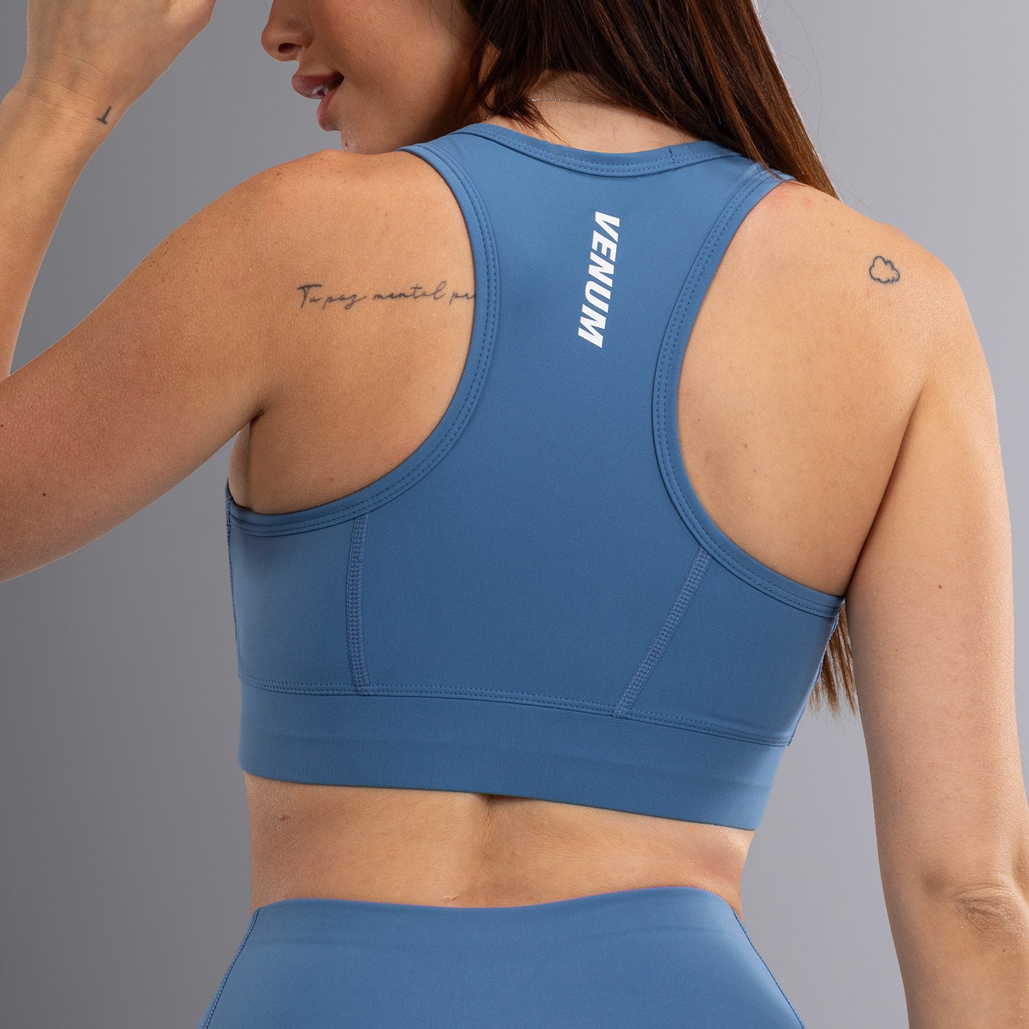 venum-essential-medium-impact-damen-sport-bh-storm-blue image 5