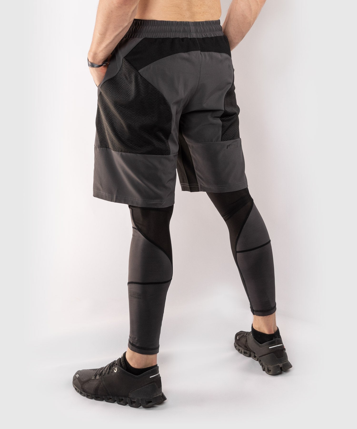 venum-g-fit-trainings-shorts-grau-schwarz image 3