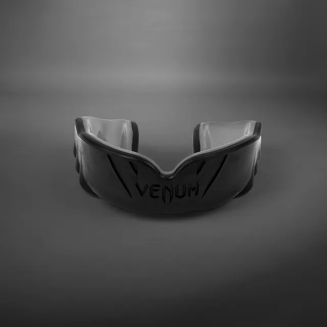 venum-challenger-mundschutz-schwarz image 1