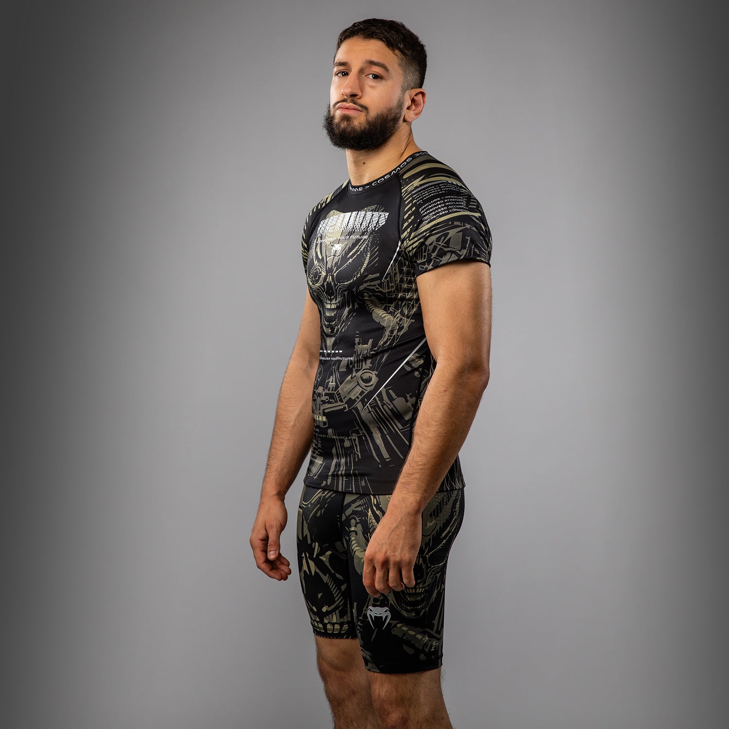 venum-invader-kurzarm-rashguard-schwarz-sand-f-r-herren image 4