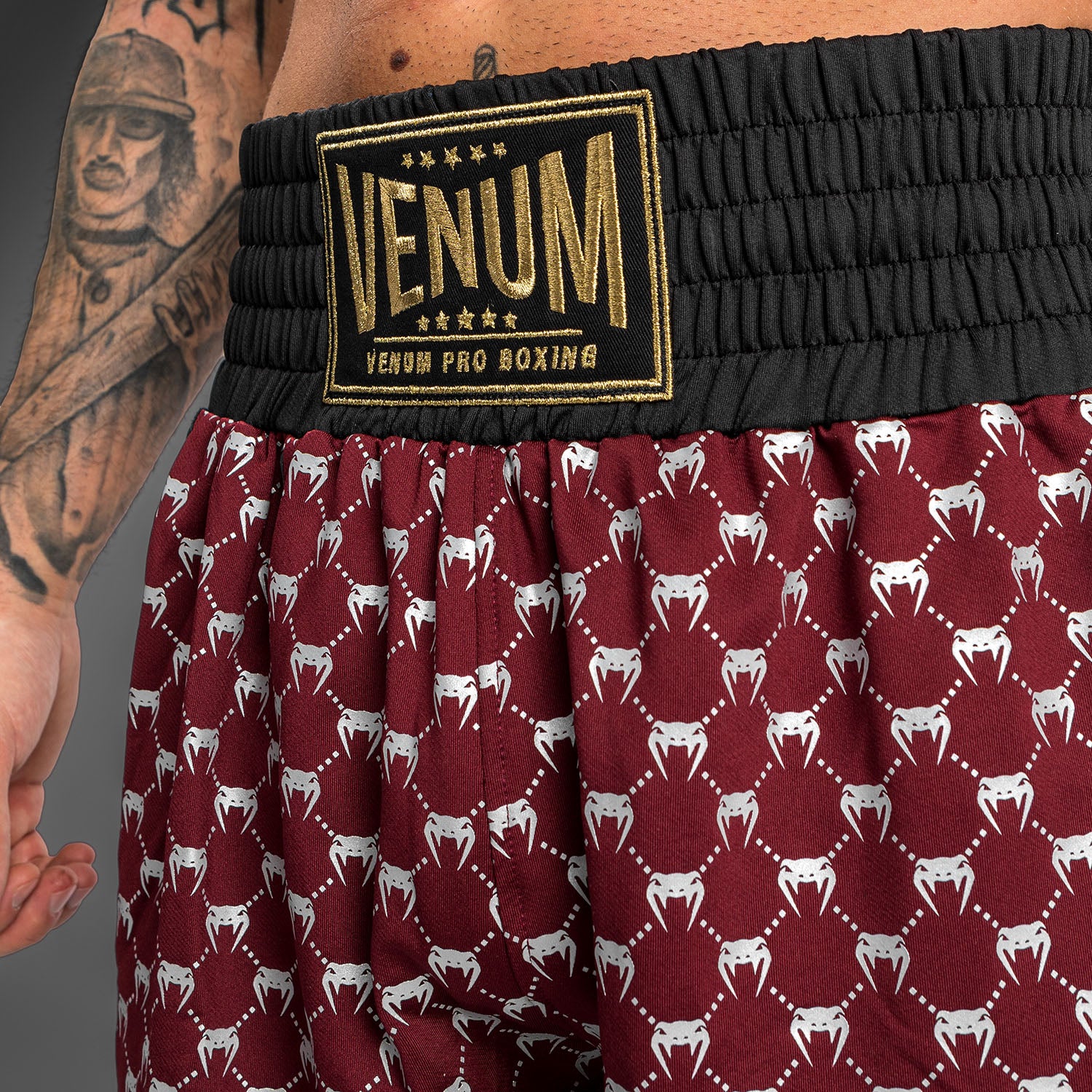 venum-monogram-boxershorts-schwarz-burgund image 8