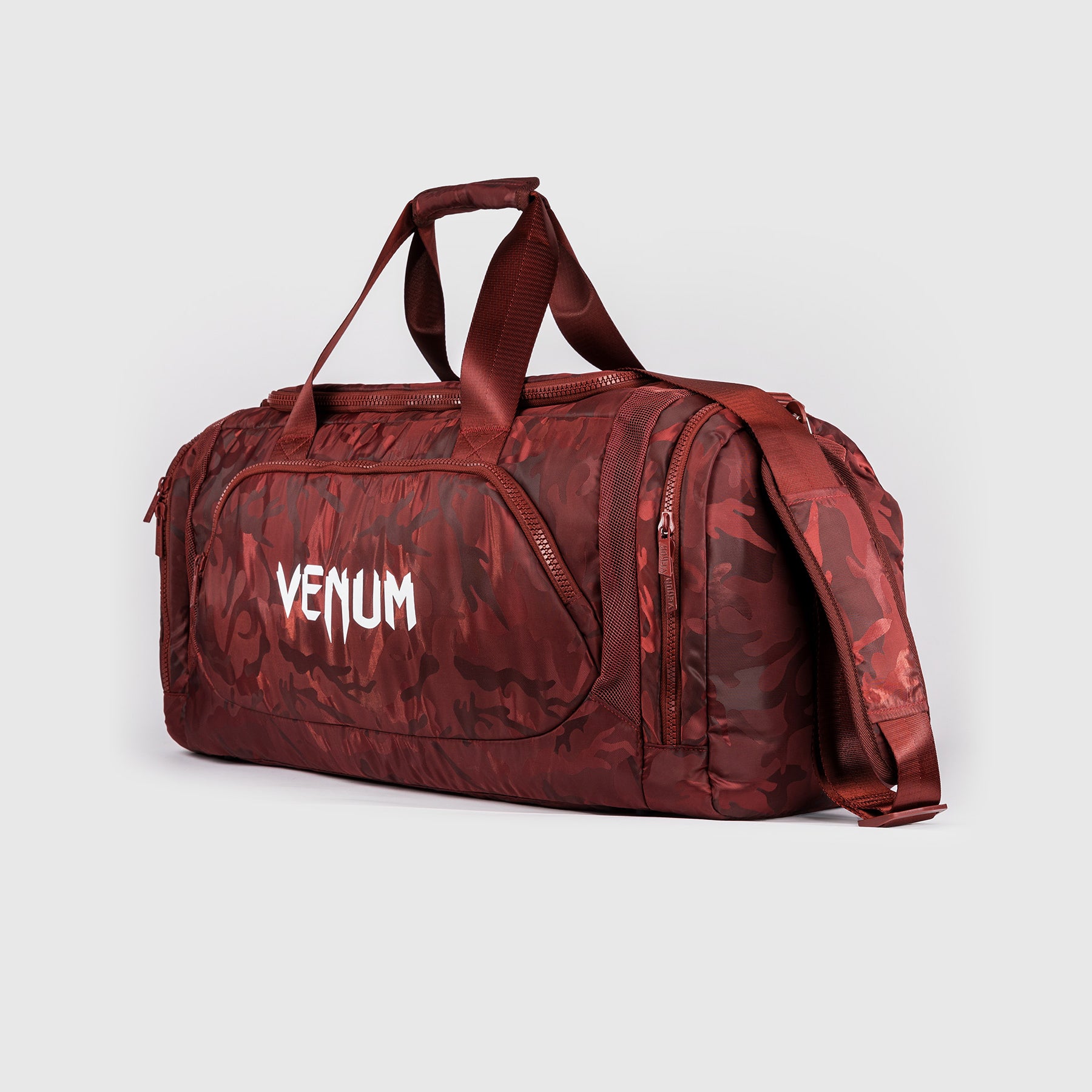 venum-trainer-lite-sporttasche-48l-camo-burgunder image 3