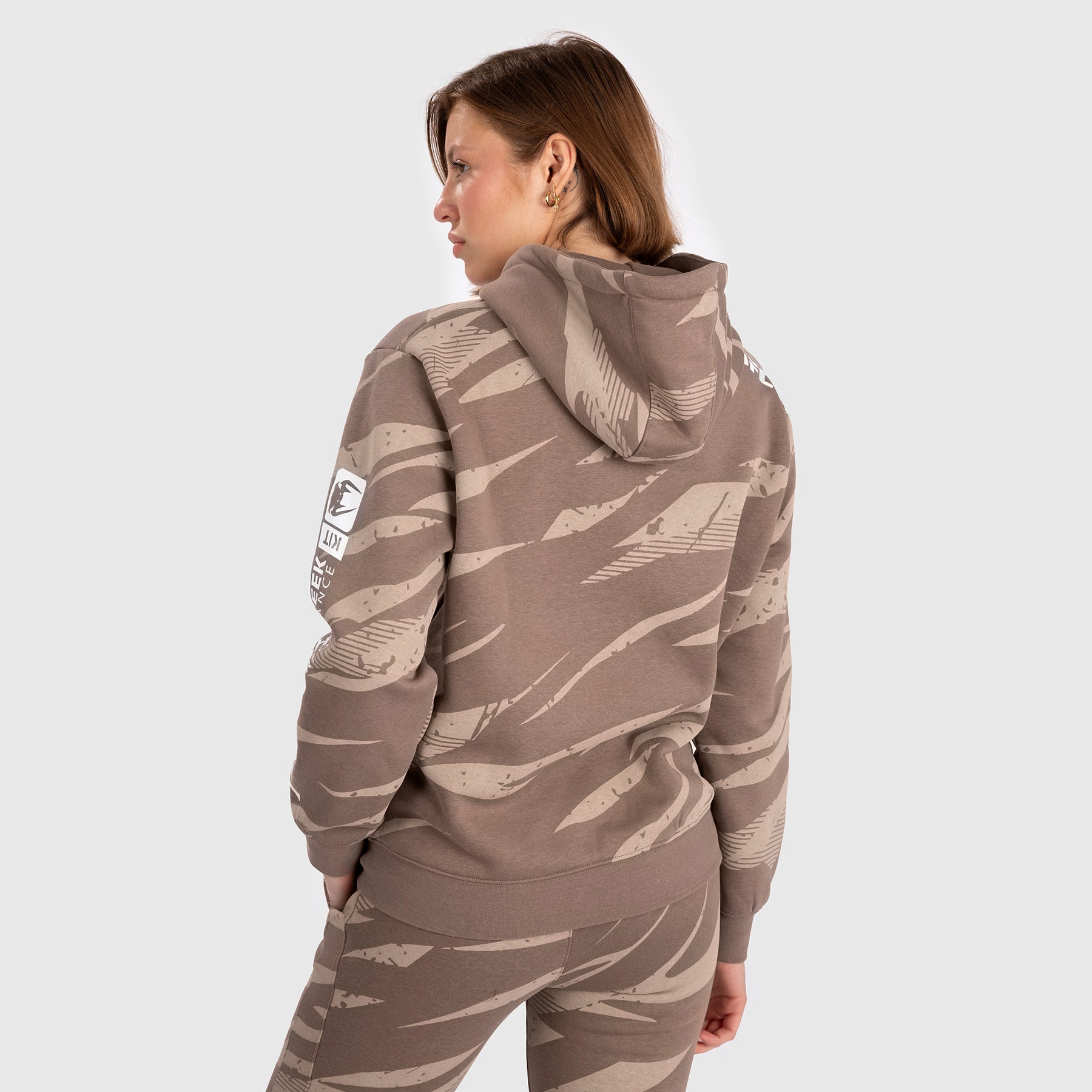 ufc-adrenaline-by-venum-fight-week-pullover-hoodie-damen-desert-camo image 7