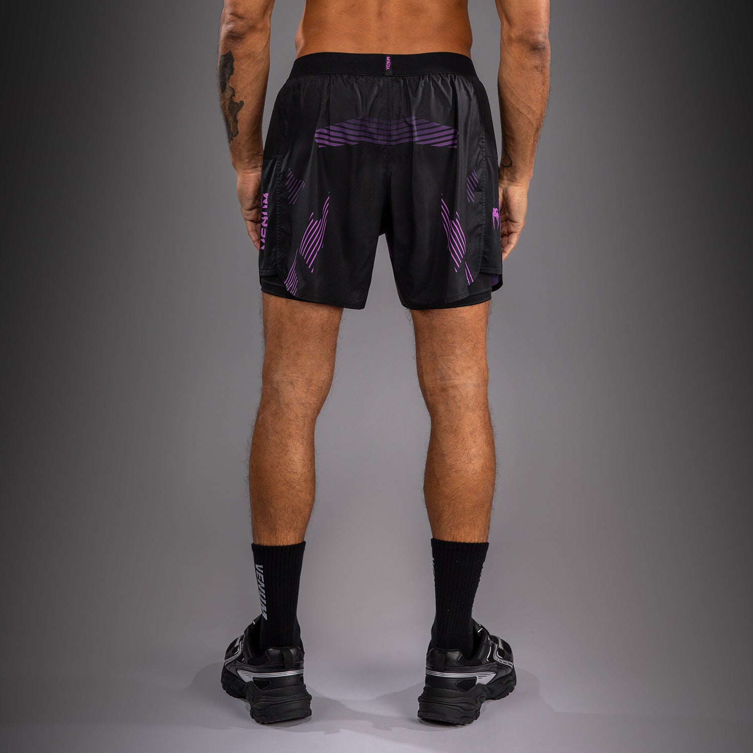 venum-no-gi-6-0-herren-trainingsshorts-2-in-1-schwarz-lila image 5