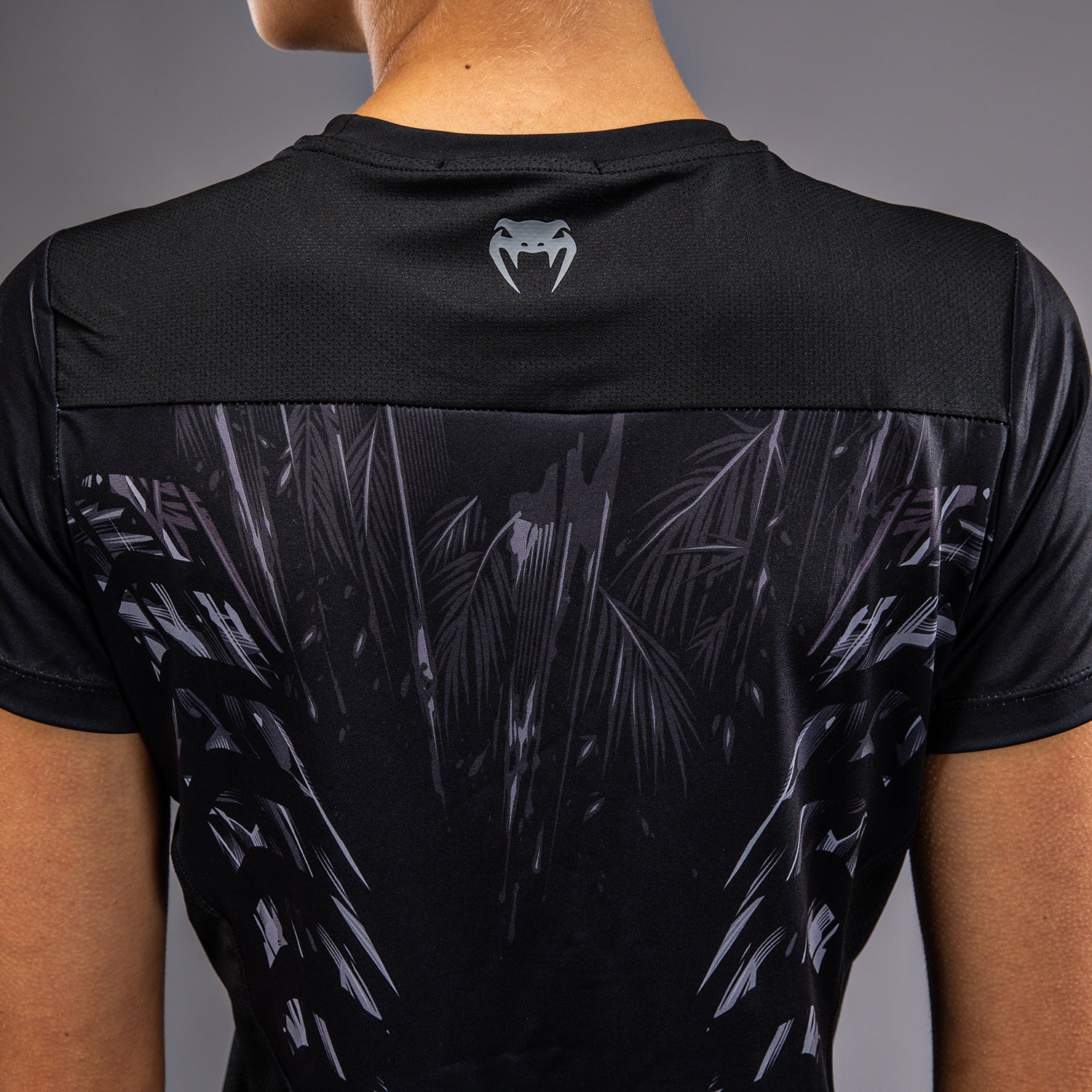 venum-tiger-damen-dry-tech-t-shirt-schwarz-silber image 6