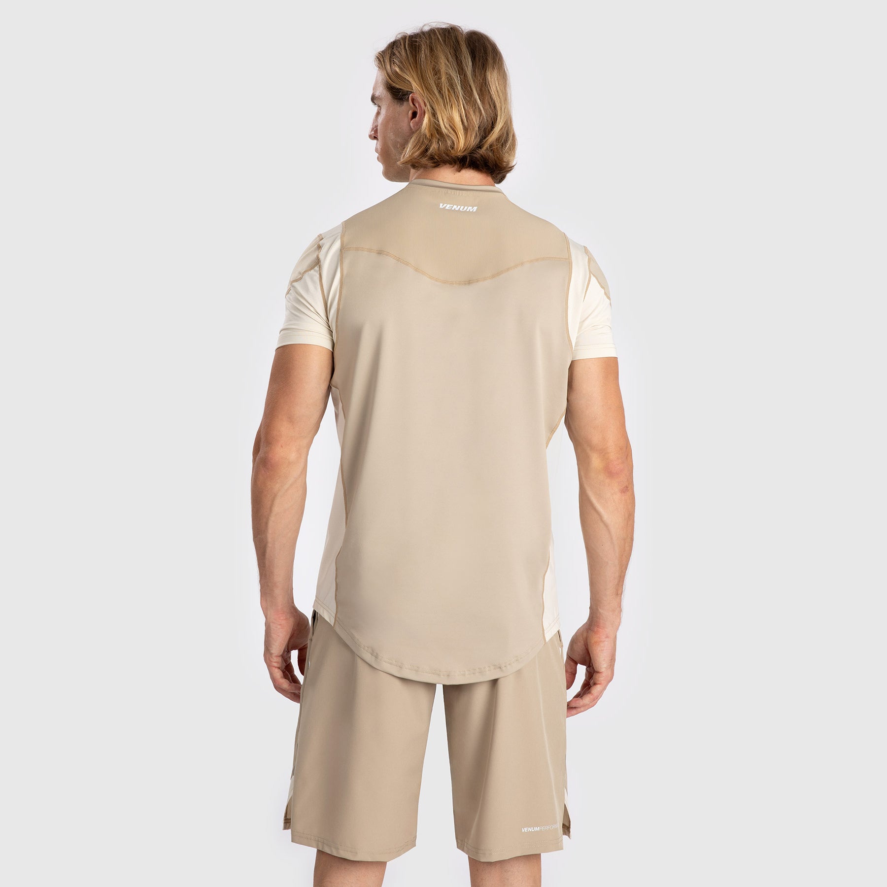 venum-tempest-herren-dry-tech-t-shirt-beige-sand image 3