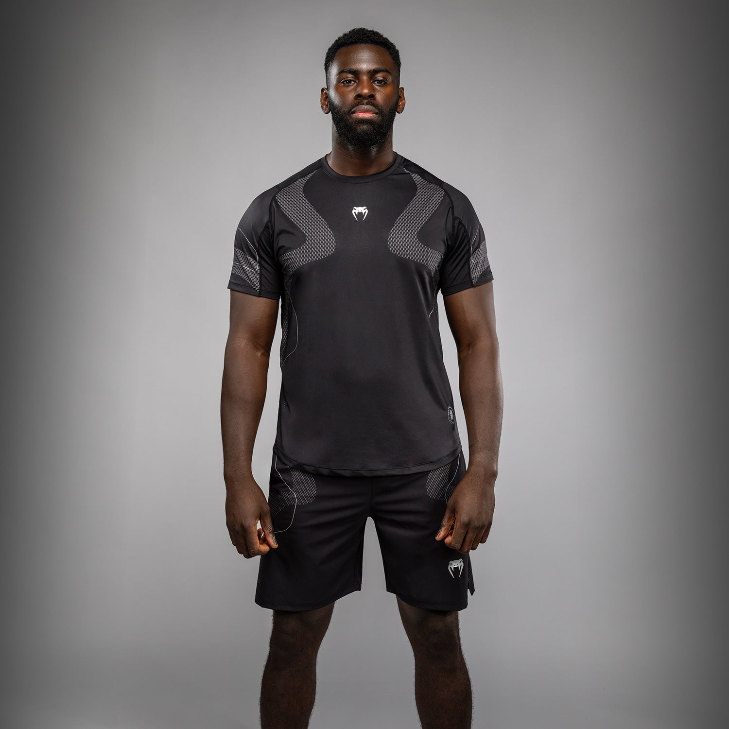 venum-nexus-dry-tech-t-shirt-herren-schwarz-silber image 1