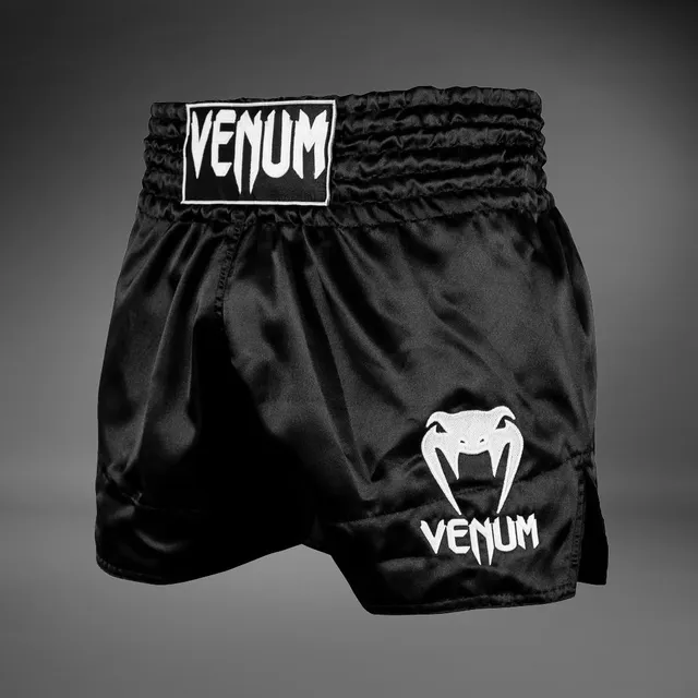 venum-classic-shorts-muay-thai-schwarz-wei image 1