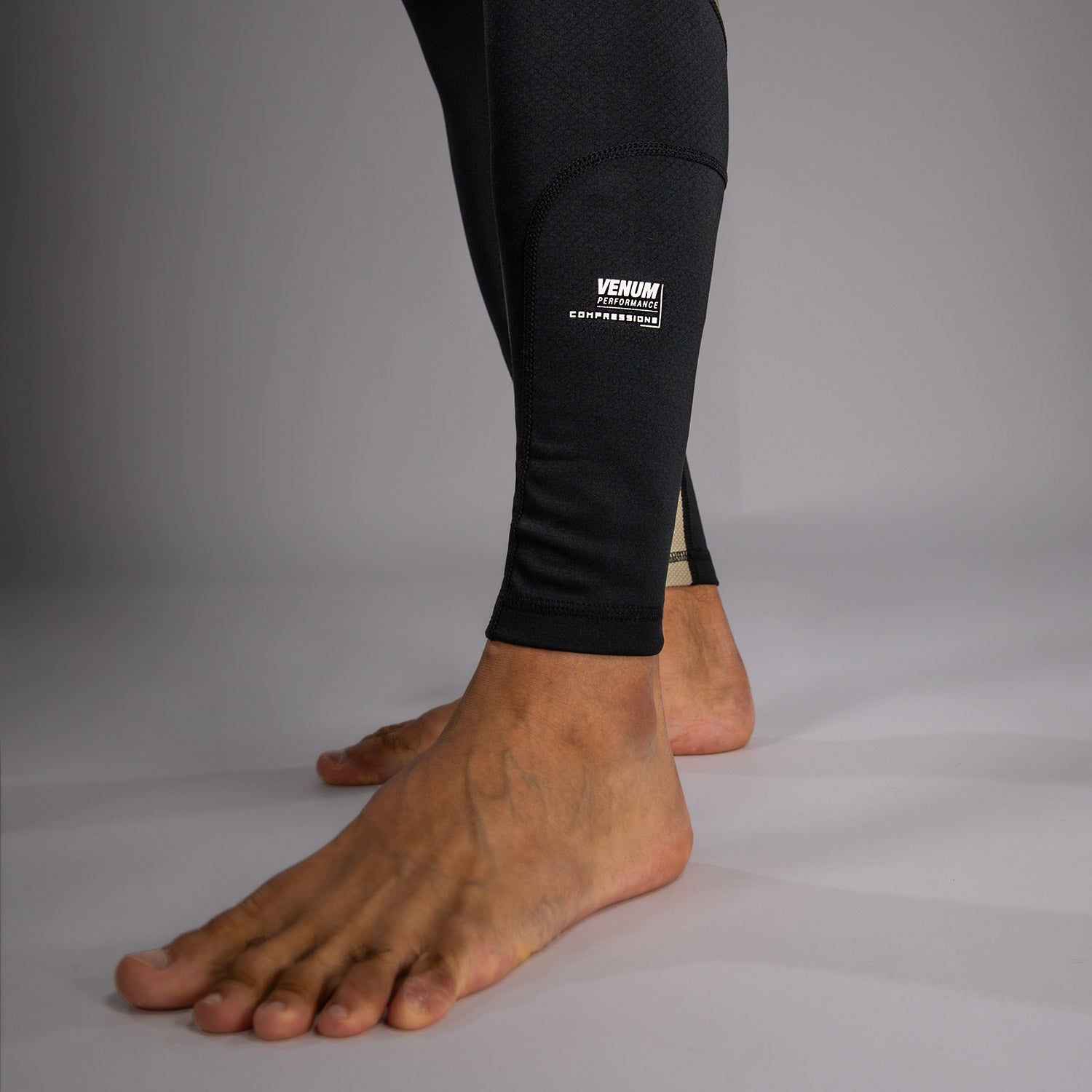 venum-adrenaline-spats-kompressionstights-schwarz-sand-f-r-herren image 7